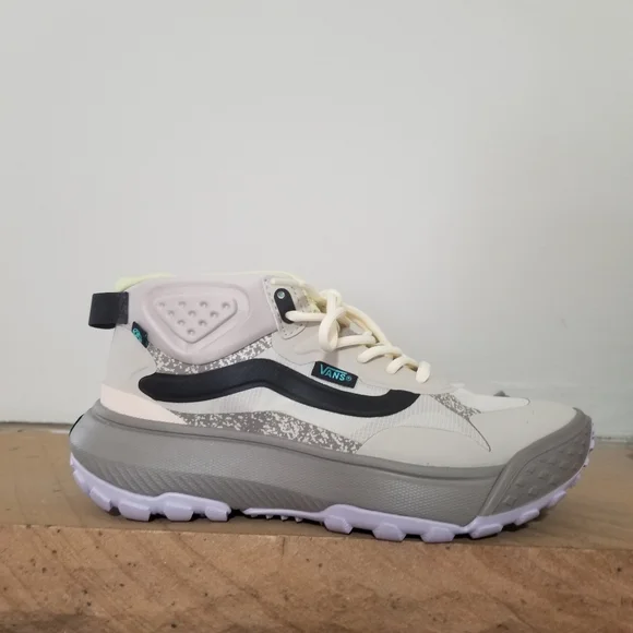 🔥NEW! Vans MTE Crosspath Mid Beige and Green Sneakers Womens Sz 6 - Picture 8 of 9